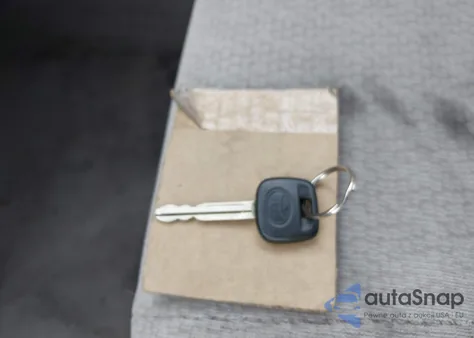 2004 Toyota Corolla Le from USA, damaged, VIN 2T1BR32E64C235426